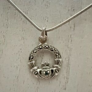 ☘️Solvar Sterling Silver Claddagh Pendant  Marcasite & small green stone
